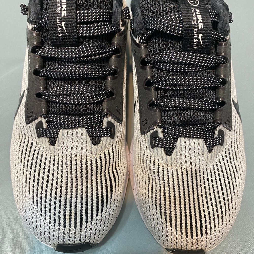 Nike Air Zoom Pegasus 40 Women Size 5 - Picture 3 of 9